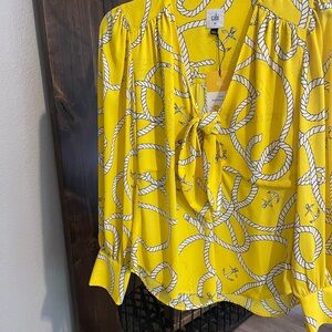 Cabi Spring 2020 Reef Knot Blouse size XS. Mia Collection/ yellow sailor blouse